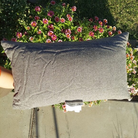 2 THRESHOLD STUDIO MCGEE COLOR BLOCK GRAY/CREAM DECORATIVE LUMBAR THROW PILLOW - Picture 3 of 7